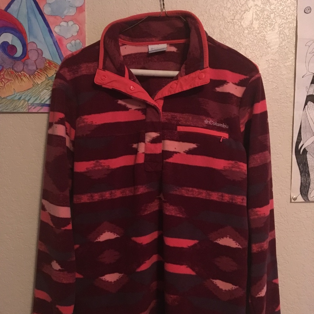 Pullover Columbia sweater